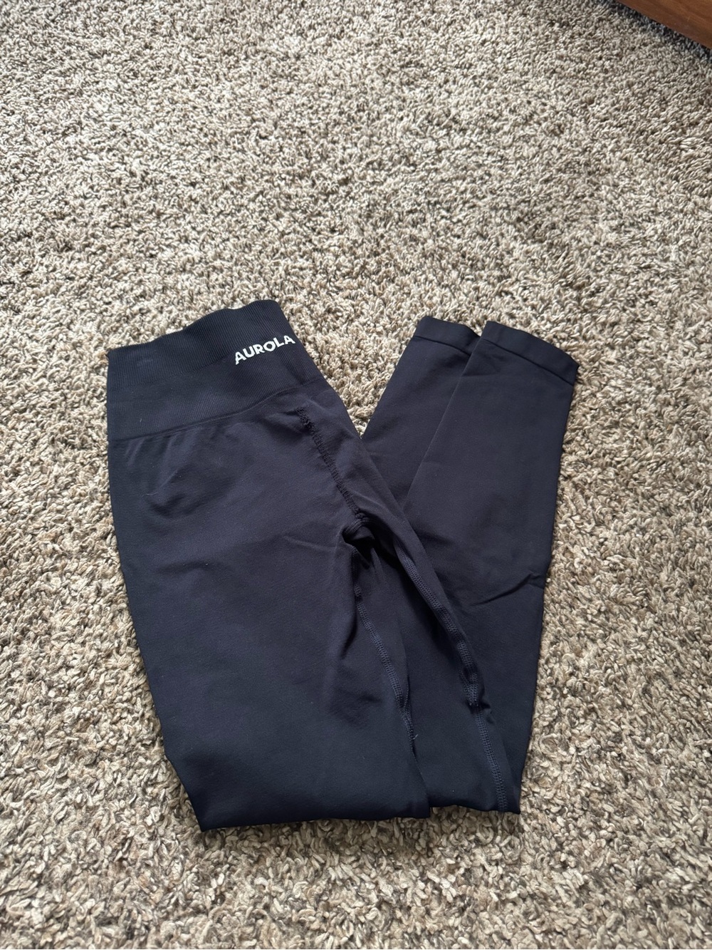 AUROLA High-Waist Black Performance Leggings